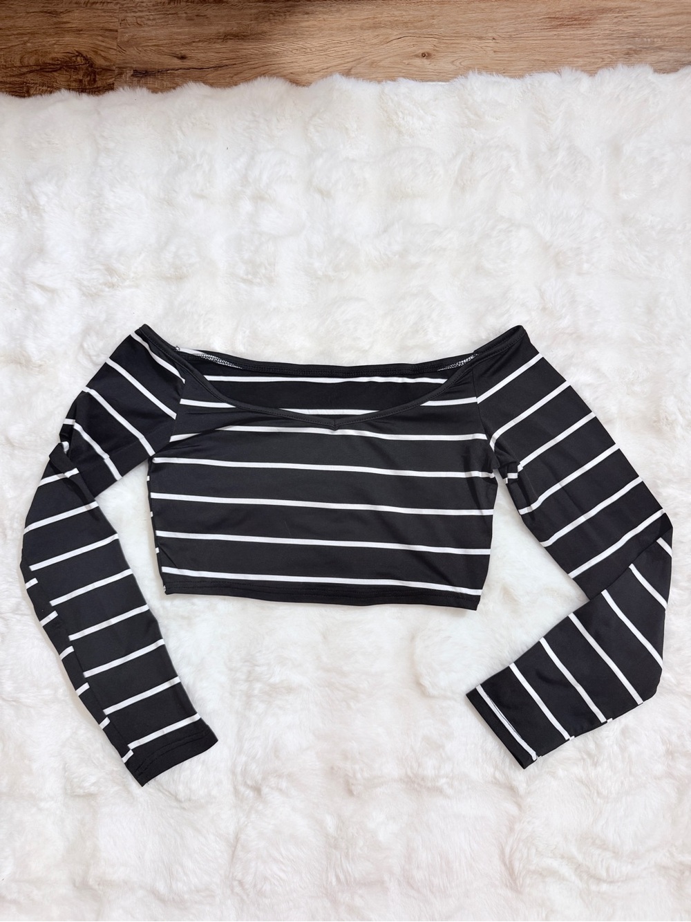 SHEIN Black White Striped Off Shoulder Long Sleeve Crop Top M
